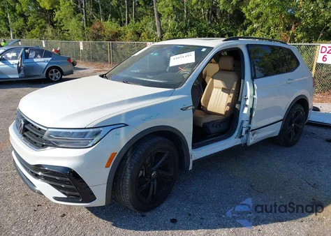 2023 Volkswagen Tiguan 2.0T Se R-Line Black from USA, damaged, VIN 3VVCB7AX6PM098620